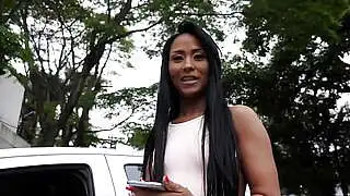 アマヤ・タカヨ ホットなアジア系ラテン系熟女